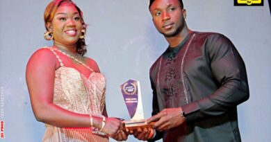 Eucher tv awards 2022 au togo: Sophia Thiam de la 2stv élue meilleure chroniqueuse sur plus de 18 pays africains Eucher tv awards 2022 au togo: Sophia Thiam de la 2stv élue meilleure chroniqueuse sur plus de 18 pays africains
